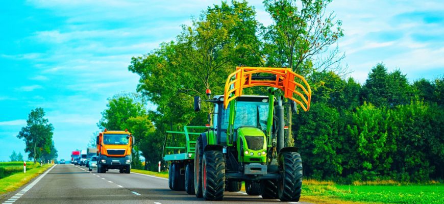 Обгон тихохода или трактора по ПДД 2024 – можно ли?